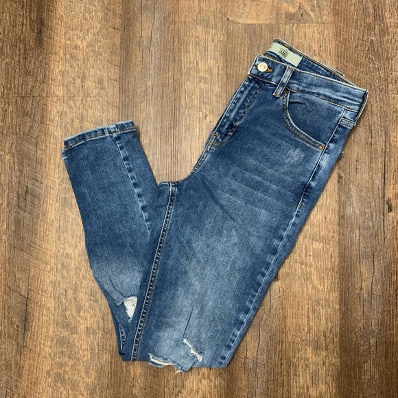 TOPSHOP MOTO | Jamie Ripped Skinny Jeans - Picture 2 of 9